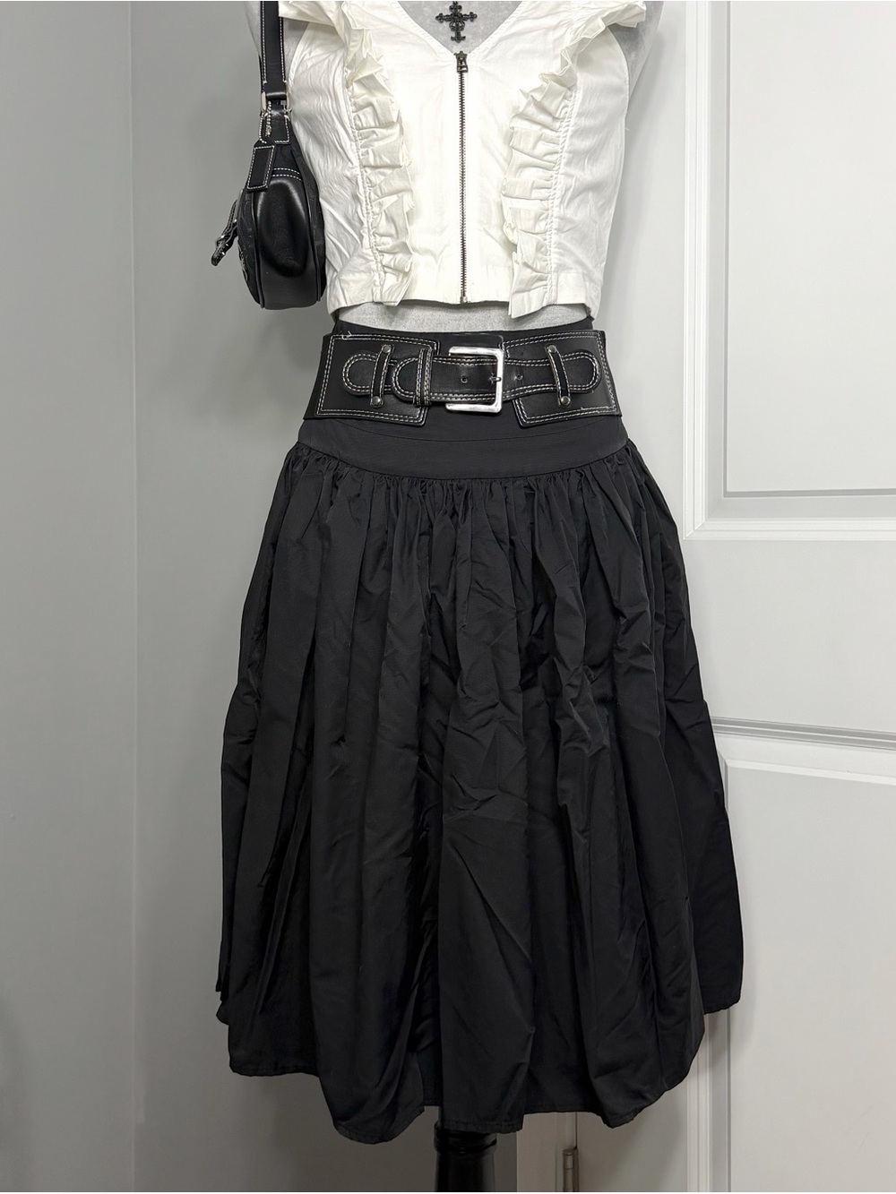 French Connection Cotton Blend Full Pleated Skirt in Black Size 4